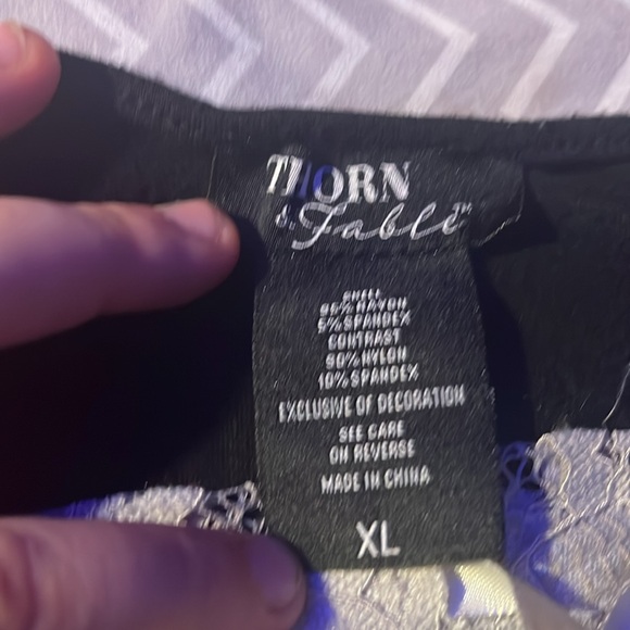 XL cute goth full length shirt hot topic  lace and ruffled sleeves - Picture 2 of 2